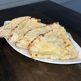 Mozzarell Cheese Naan